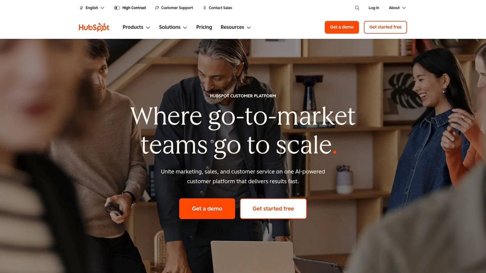 HubSpot (Breeze Intelligence)